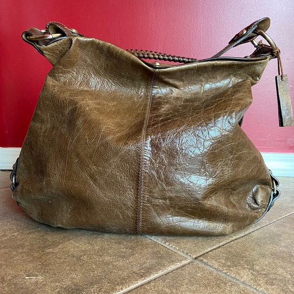 Tano Bags Tano Genuine Leather Bucket Purse Poshmark